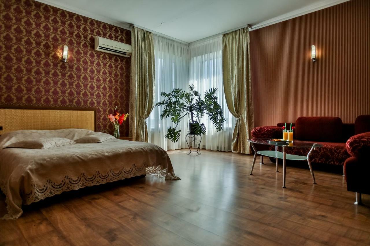 Dalos Sarny (Rivne)