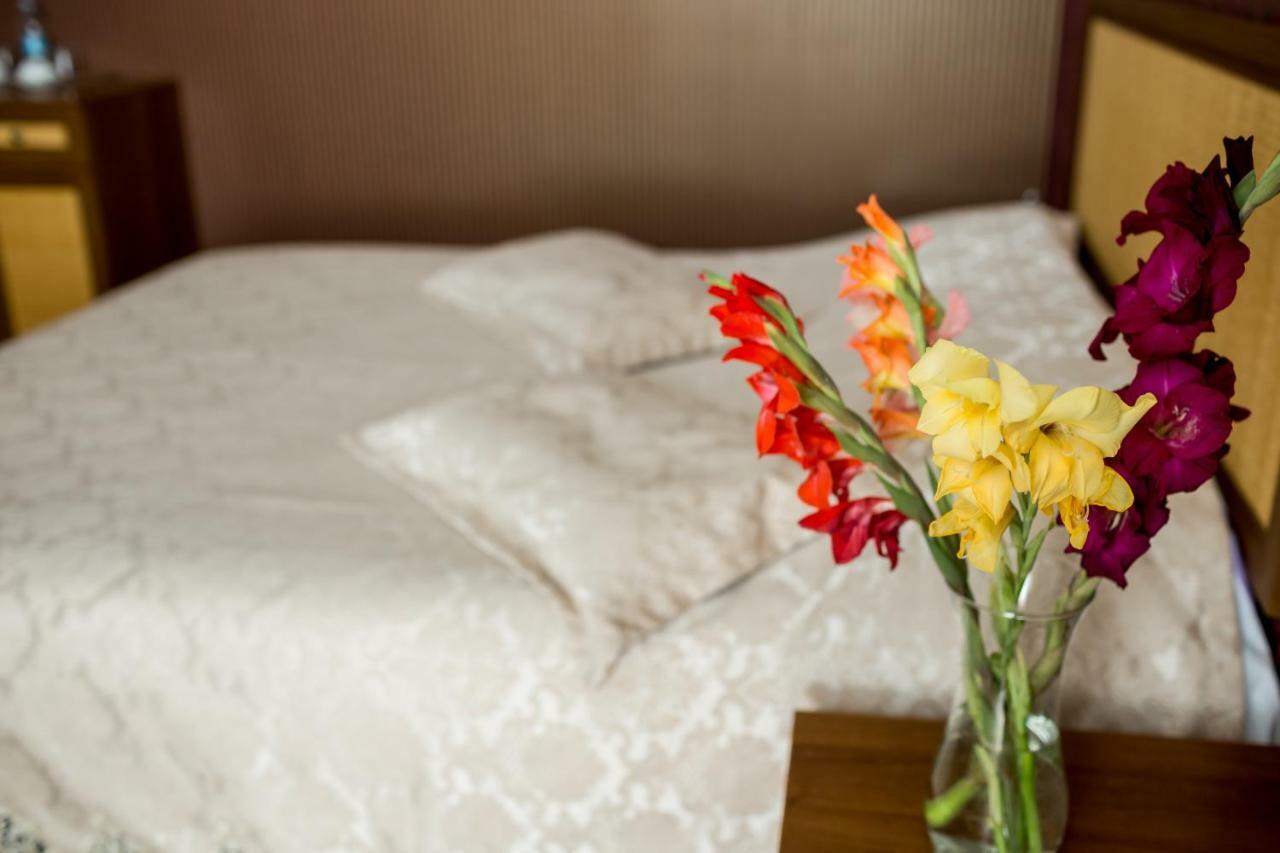 Dalos Otel Sarny (Rivne)