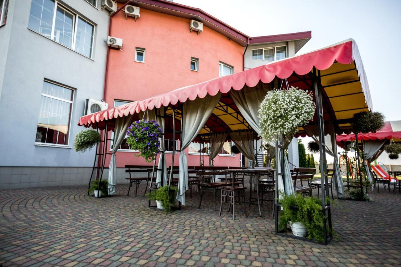 Dalos Sarny (Rivne)